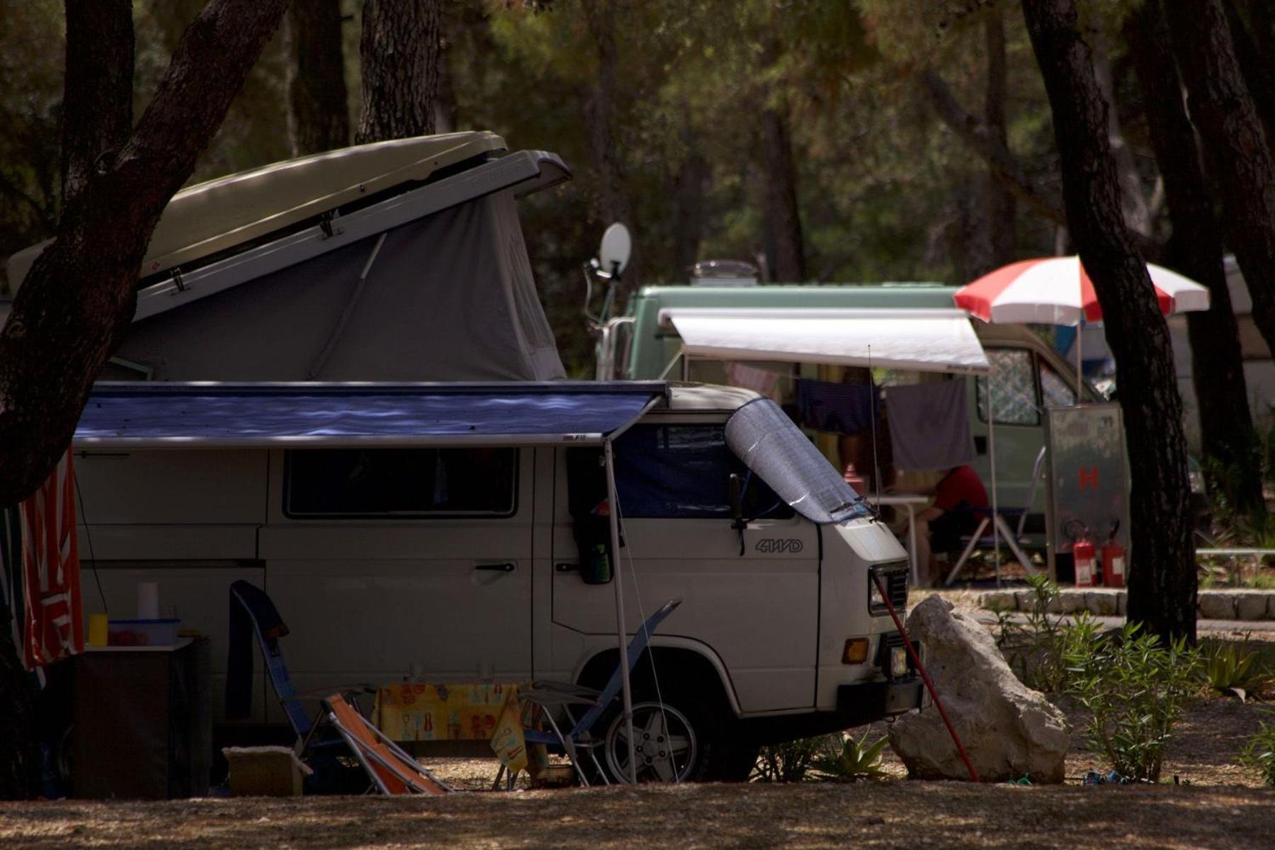 Camping Village Poljana 말리로시니 외부 사진